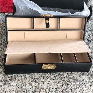 Wolf Jewelry Case